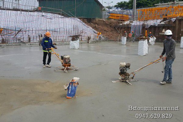 gia-be-tong-tuoi-xa-tam-thon-hiep