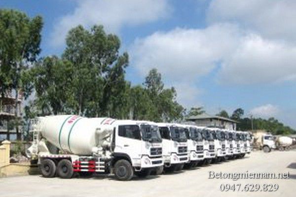 xe-bon-be-tong-bao-nhieu-khoi