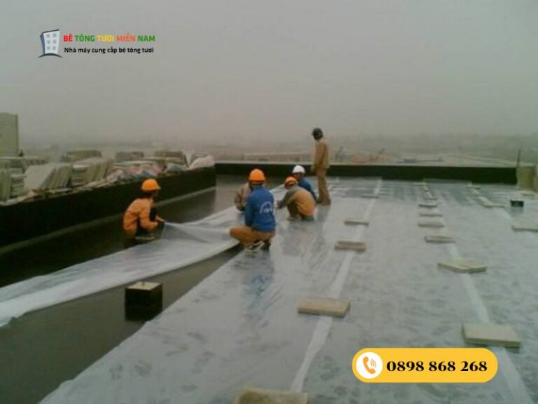 Phải làm gì khi đổ bê tông tươi gặp trời mưa?